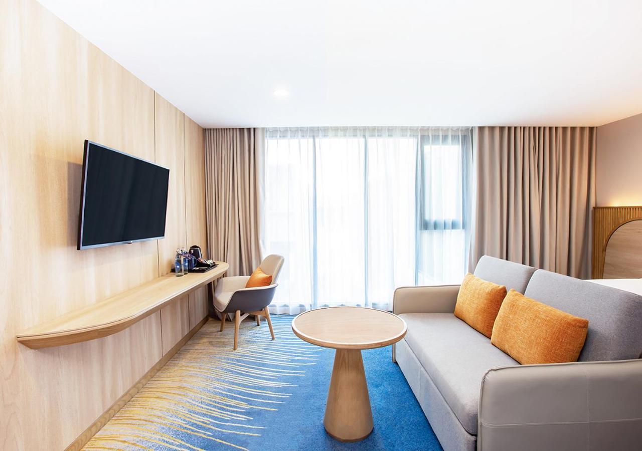 Holiday Inn Express & Suites Bangkok Central Pier By Ihg Extérieur photo