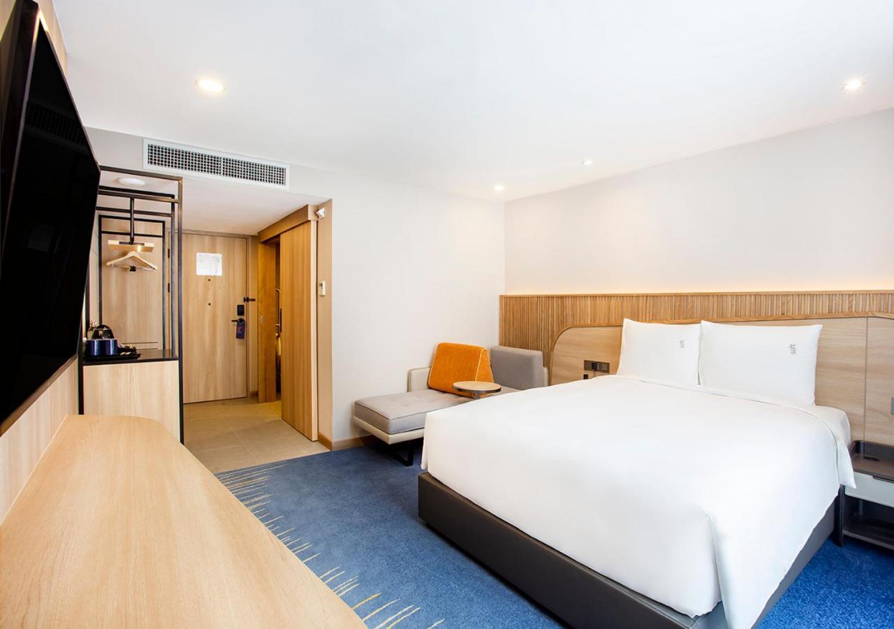 Holiday Inn Express & Suites Bangkok Central Pier By Ihg Extérieur photo
