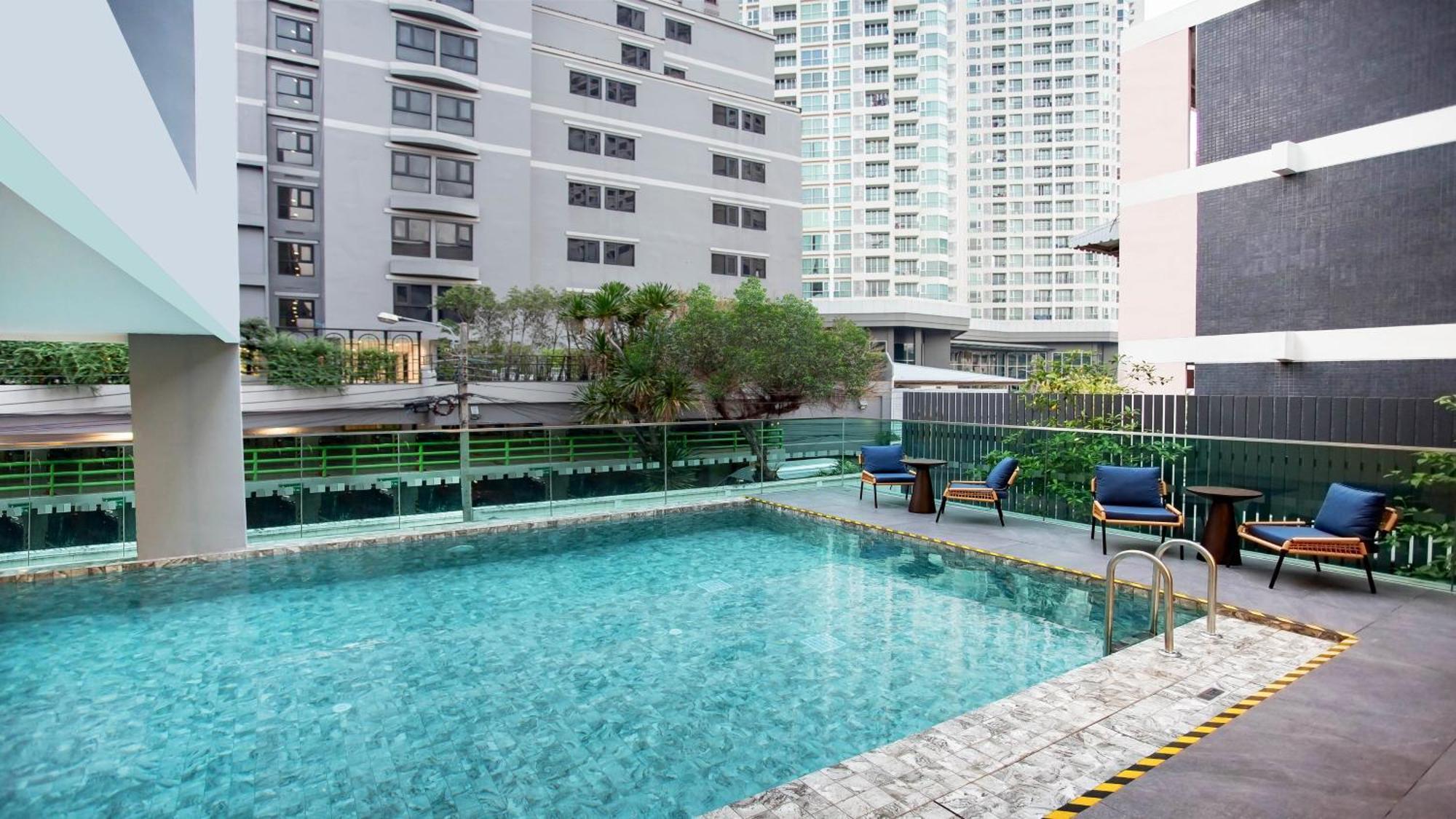Holiday Inn Express & Suites Bangkok Central Pier By Ihg Extérieur photo