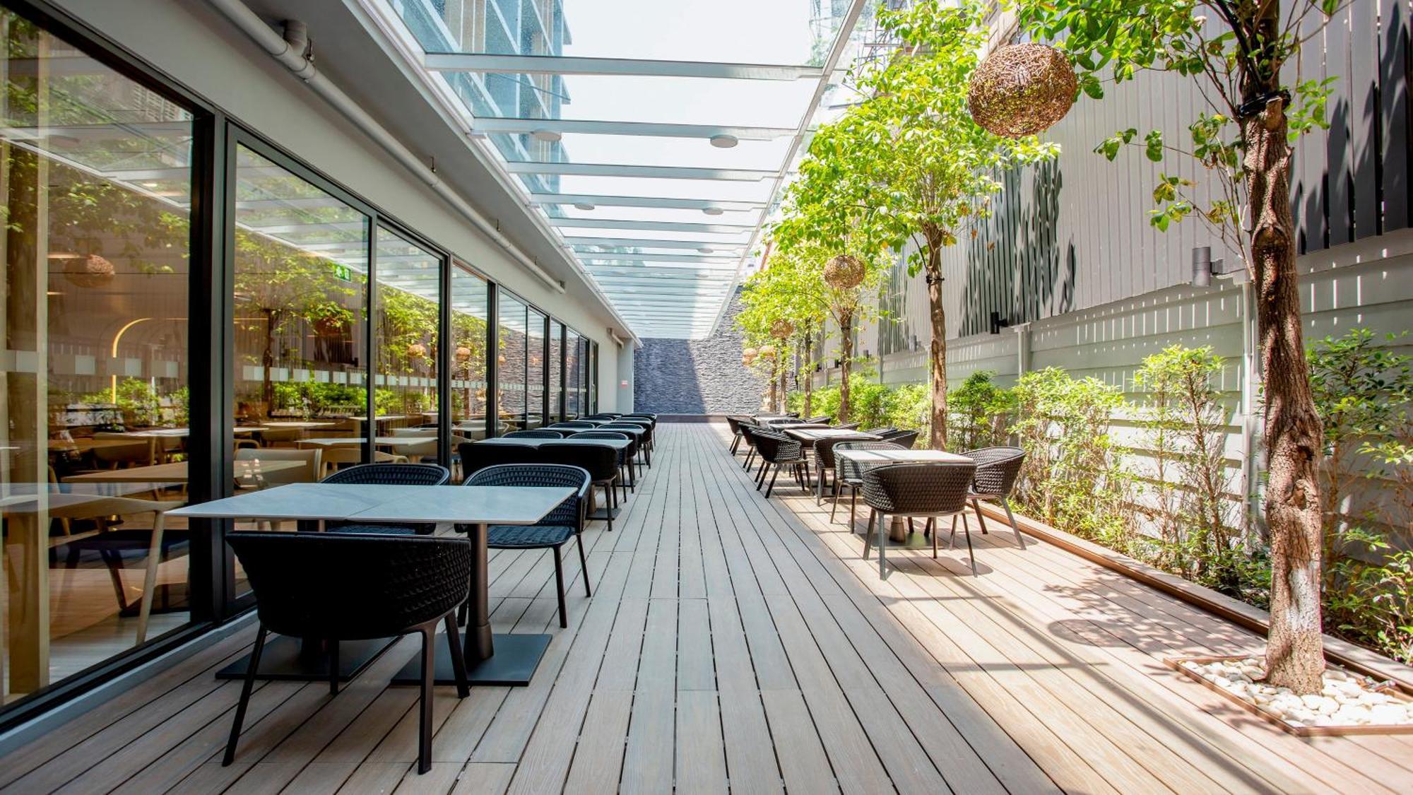 Holiday Inn Express & Suites Bangkok Central Pier By Ihg Extérieur photo