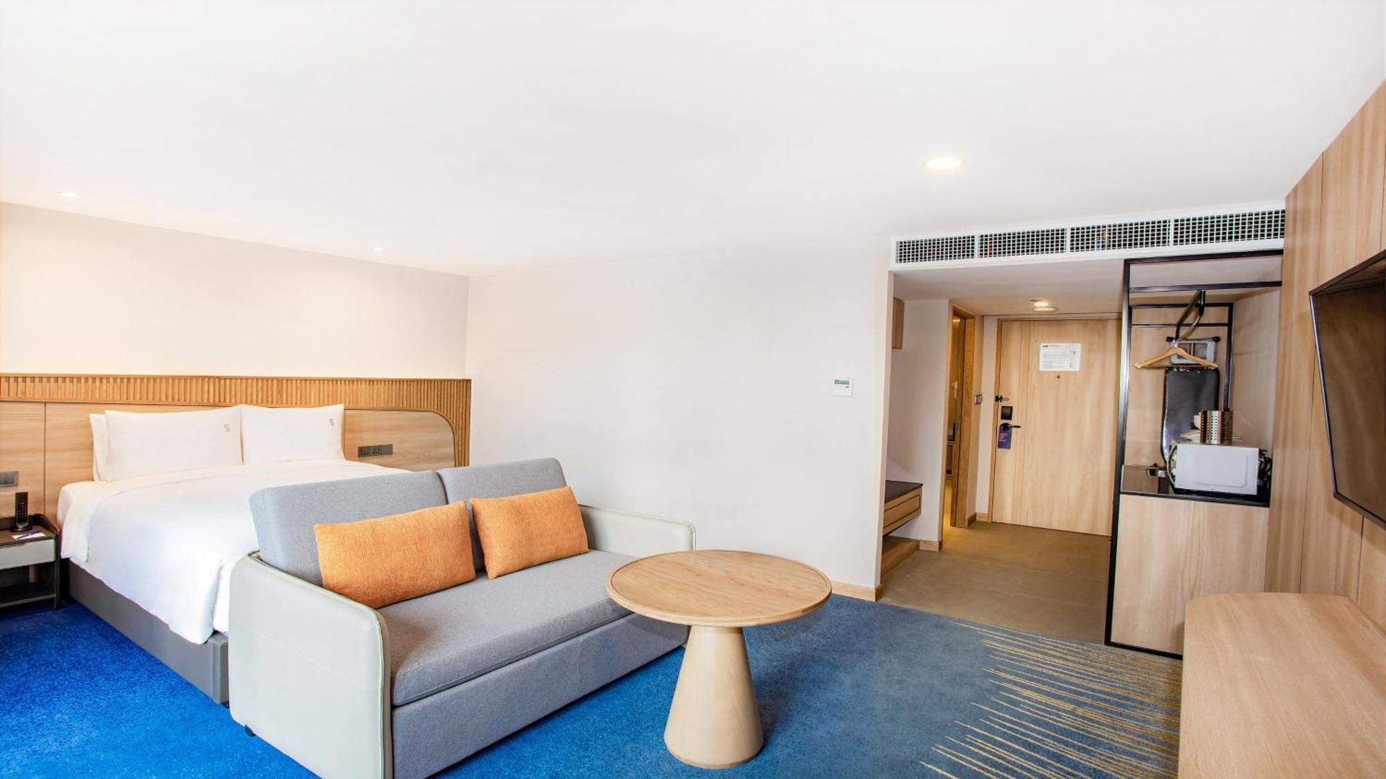 Holiday Inn Express & Suites Bangkok Central Pier By Ihg Extérieur photo