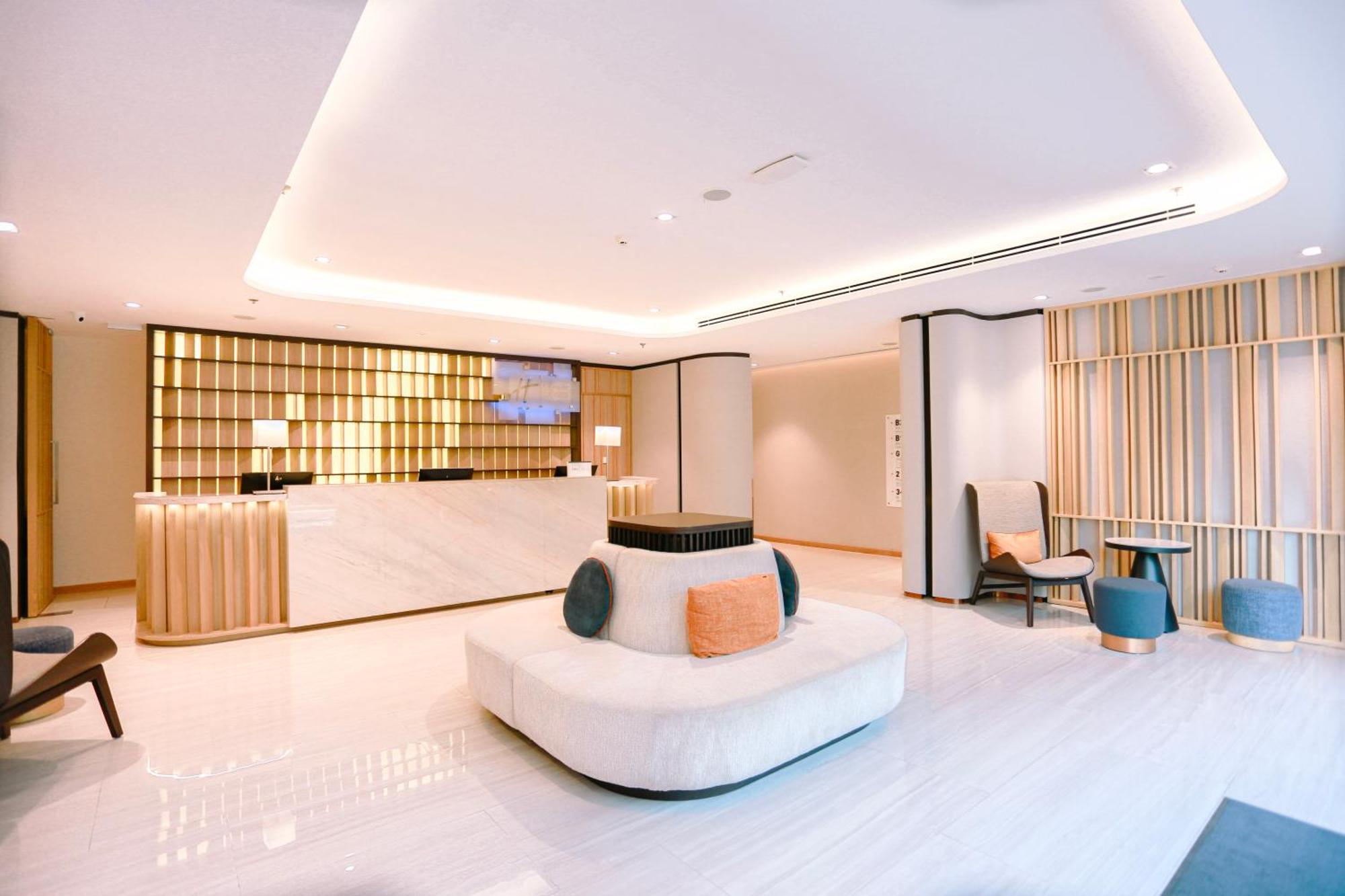 Holiday Inn Express & Suites Bangkok Central Pier By Ihg Extérieur photo