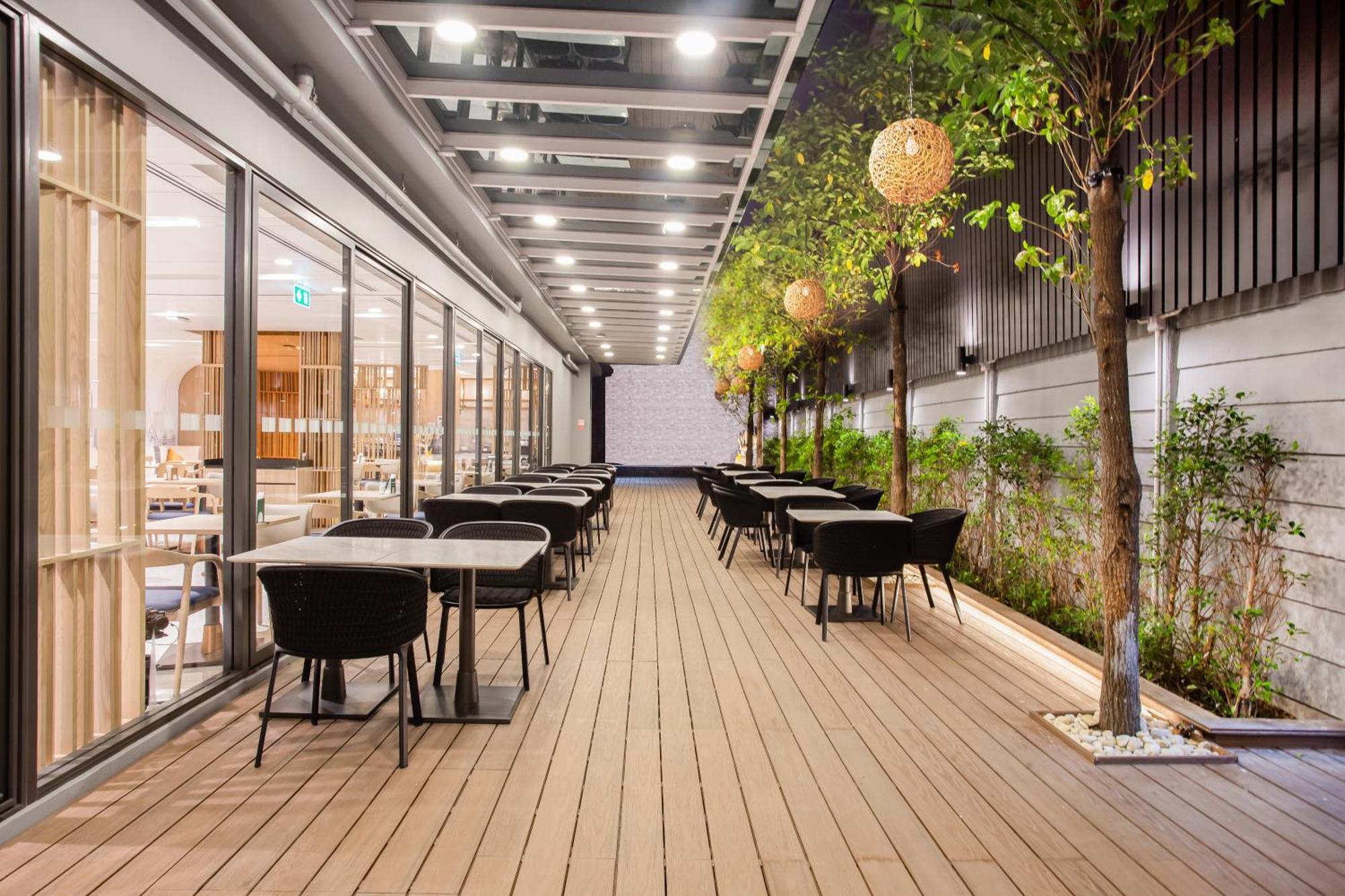 Holiday Inn Express & Suites Bangkok Central Pier By Ihg Extérieur photo